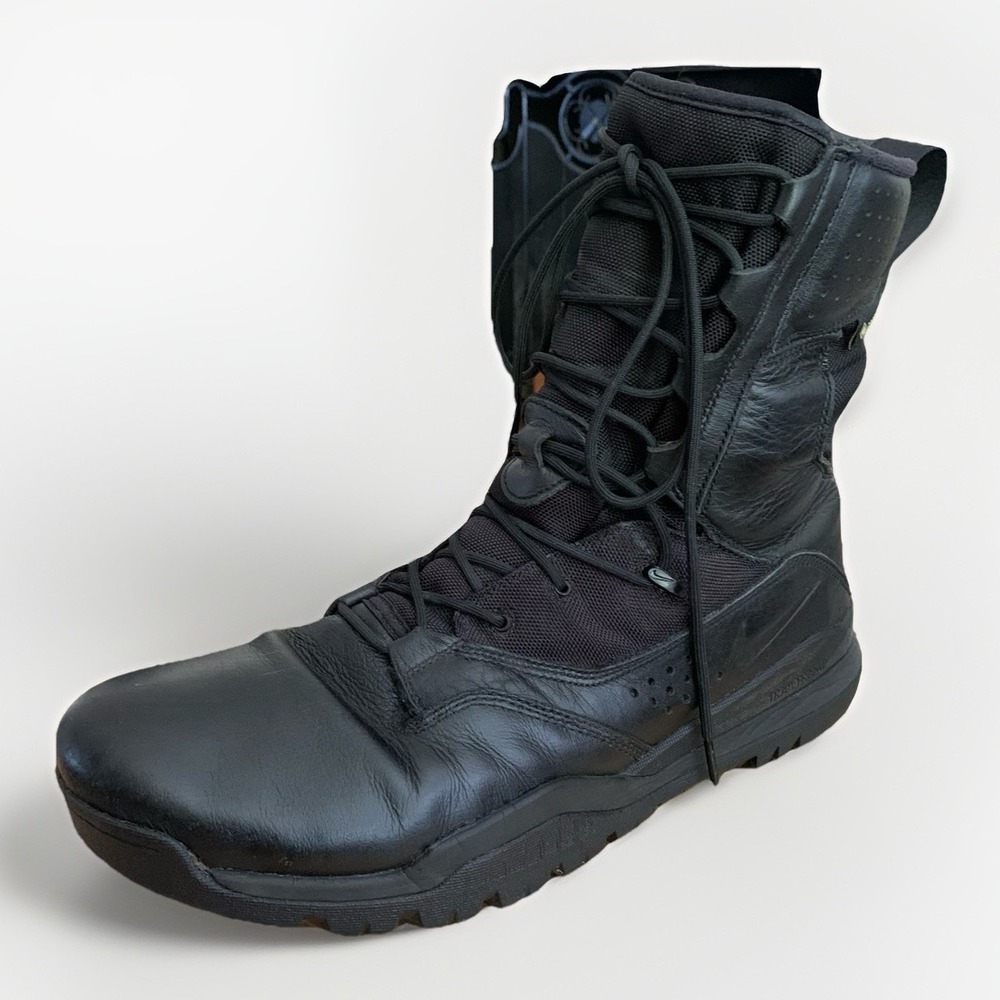 Nike SFB Men's Field‎ 2 8" Gore-Tex Tactical Boot